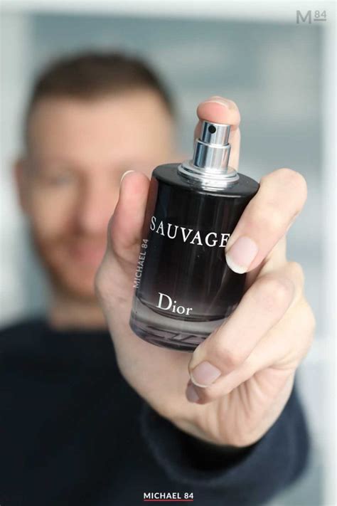 does sauvage dior linger in the air|Dior Sauvage rating.